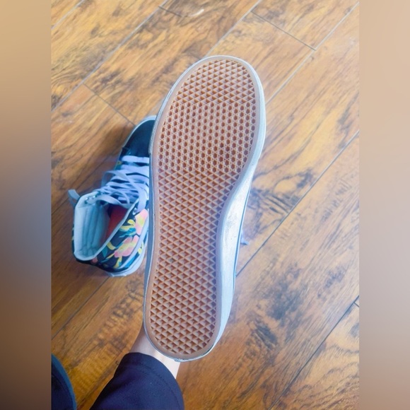 Vans Sk8-Hi Slim sneaker with a tropical floral pattern Hawaii 5.5M 7W - Picture 7 of 9